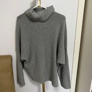 Abercrombie & Fitch Grey Turtleneck